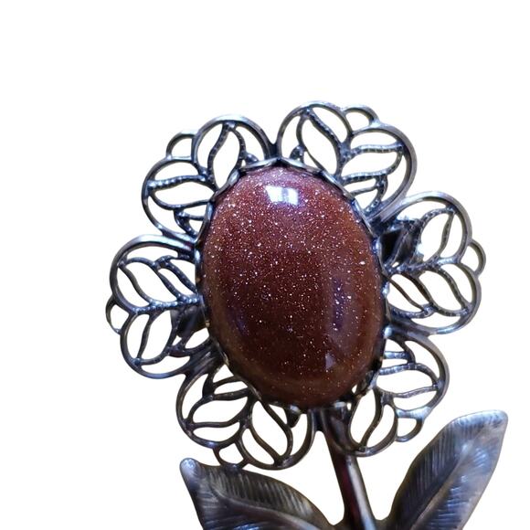 Vintage Silver flower Goldstone brooch - Picture 4 of 6
